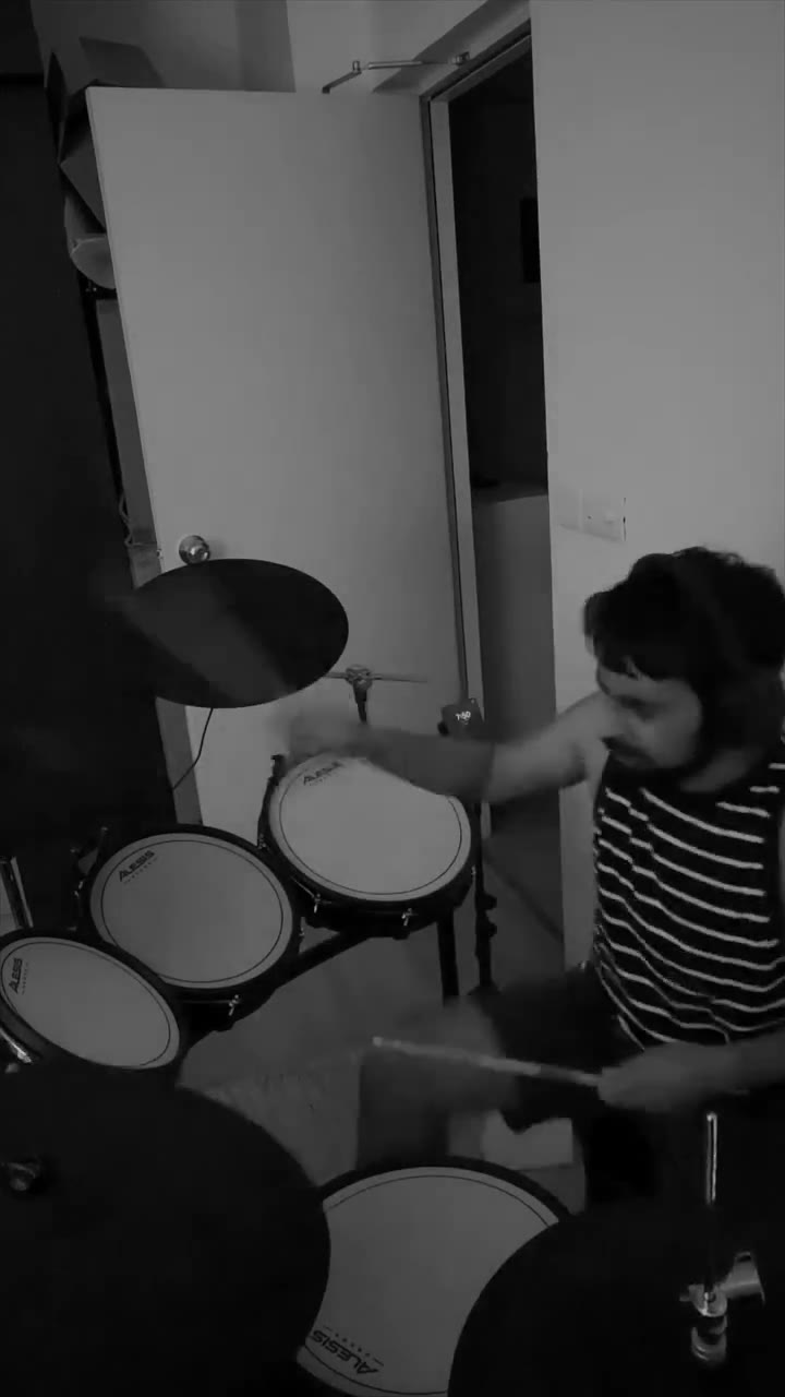 Drums ft. baniyaan..